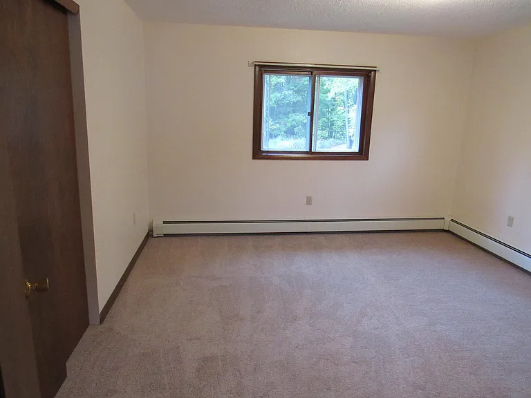 38 Hyde Park Dr #C — Photo 14