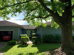 1306 Hemlock Dr, Marion, IL 62959