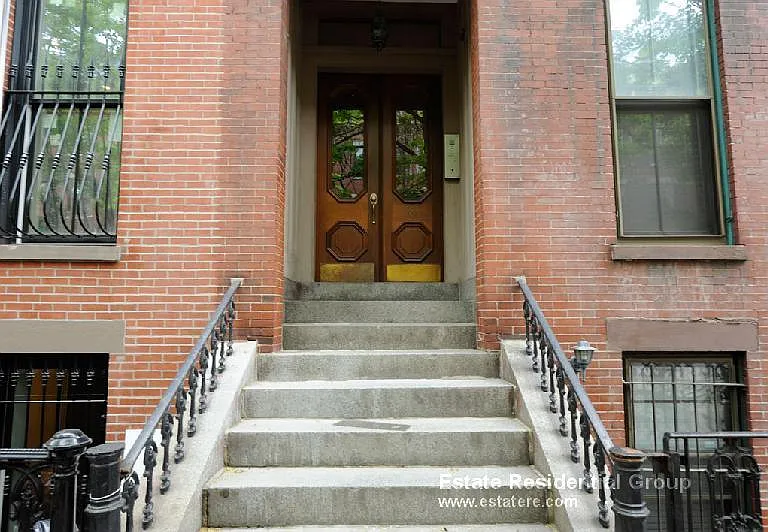 8 Milford St #1A — Photo 2