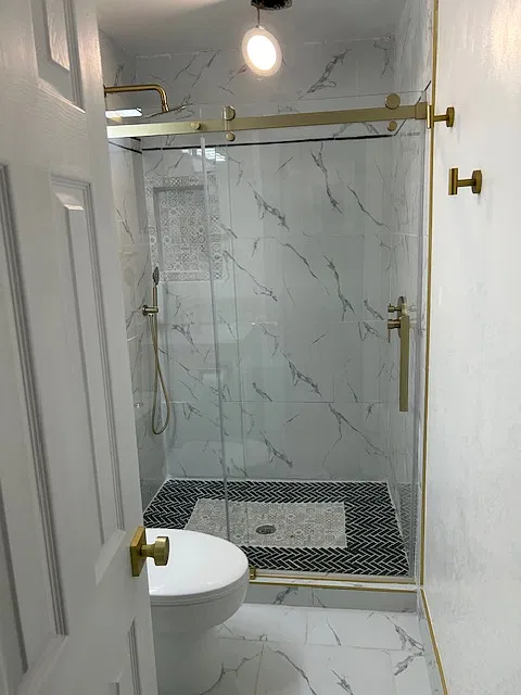 4 bed, 1410 sqft, $4,495 — Photo 4