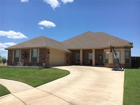 2nd image of 4633 Vista Del Sol