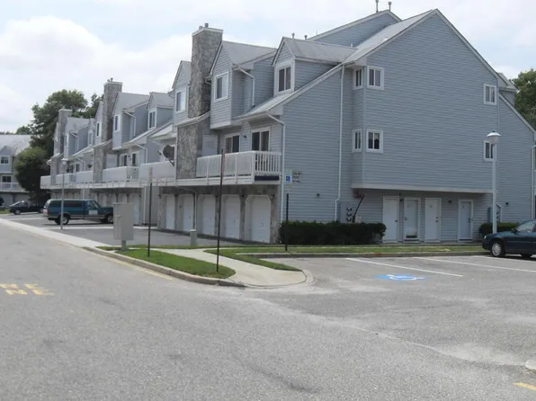 406 Schley Ave, Toms River, NJ 08755