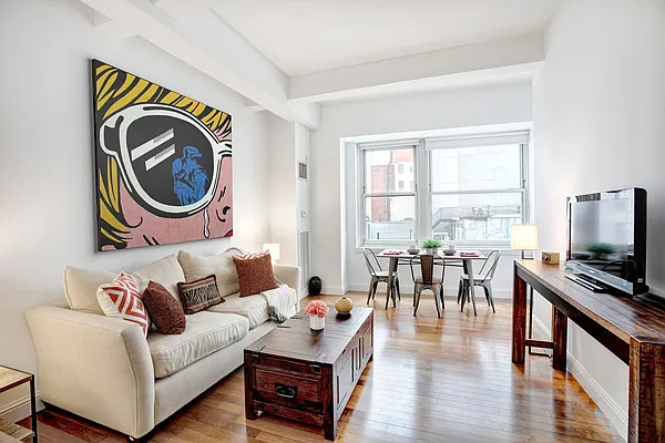 Sold by Compass | media 17