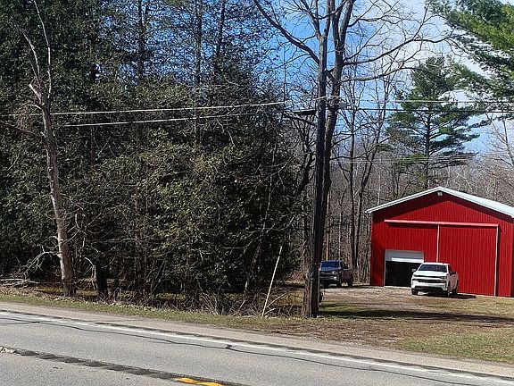3rd image of 4258 Lakeshore Rd