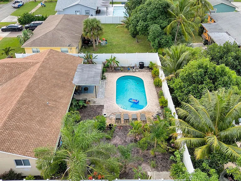 2941 Angler Dr — Photo 25