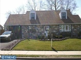 1710 Arthur St, Philadelphia, PA 19152