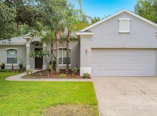 2947 Majestic Isle Dr, Clermont, FL 34711