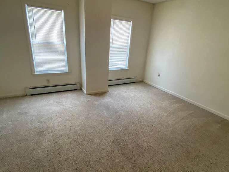 154 Washington St #C — Photo 6