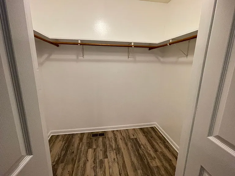 2019 Rath St — Photo 14