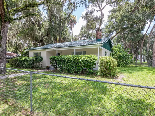 304 NE 11th St, Crystal River, FL 34428