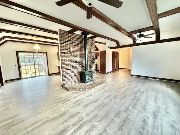 307 West Oak Lane, Elkhorn, WI 53121