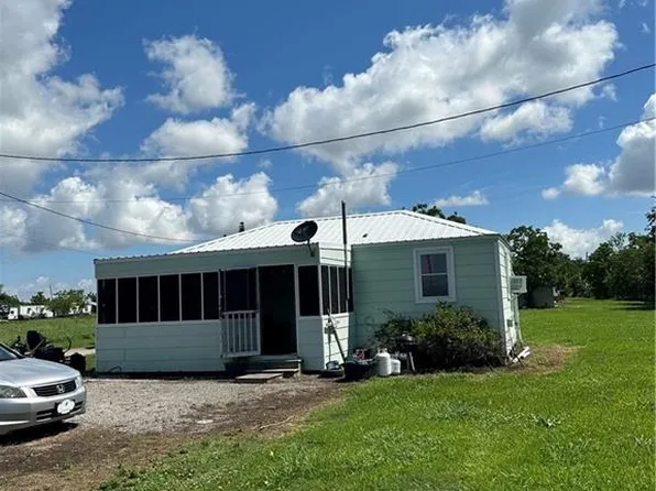 36671 Highway 11 Dr, Buras, LA 70041