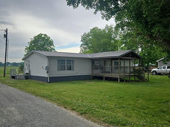3rd image of 128 Chapel Hill Rd