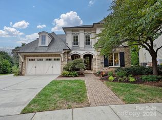 6911 Conservatory Ln, Charlotte, NC 28210
