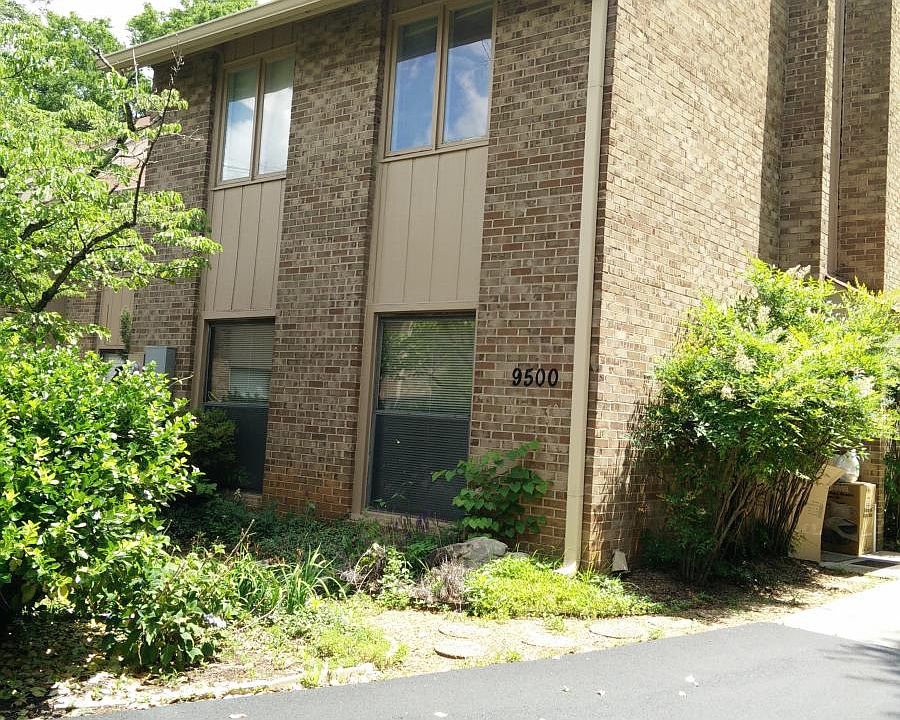 1st image of 9500 Hidden Oak Way
