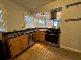 4 Grove St #1A, Belmont, MA 02478