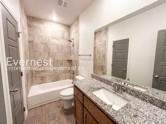853 Freedom Cir — Photo 12