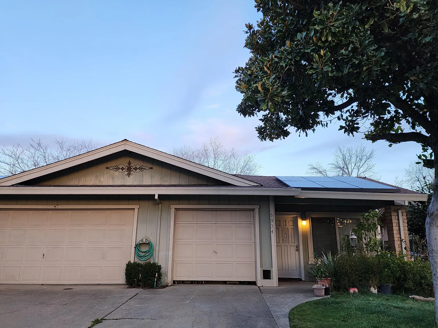 2 bed, 950 sqft, $2,195 — Photo 1