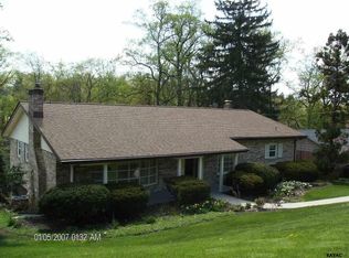 1612 Crestlyn Rd, York, PA 17403