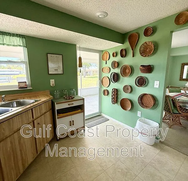 12884 Bacchus Rd — Photo 11
