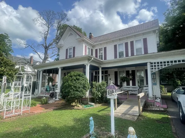 213 Pulaski St, Lawrenceburg, TN 38464