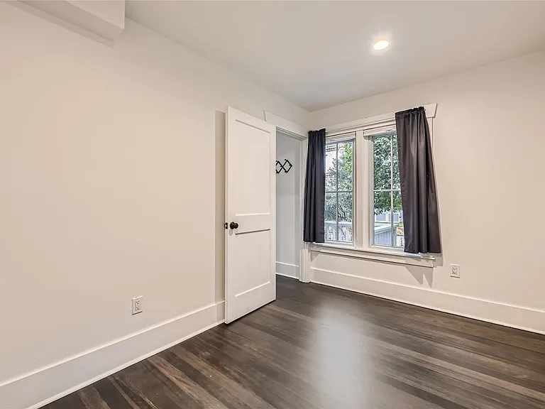 7522 9th Ave NE — Photo 20