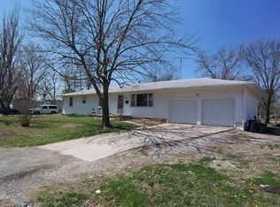 504 S Summer St, El Dorado Springs, MO 64744