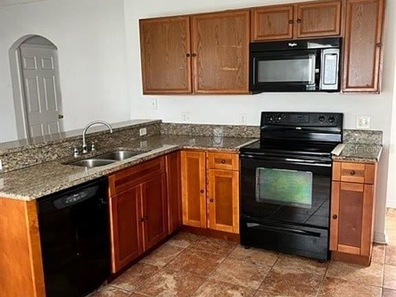 2nd image of 750 Cockatoo Ct