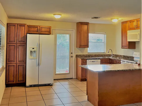 730 Law St, Melbourne, FL 32935