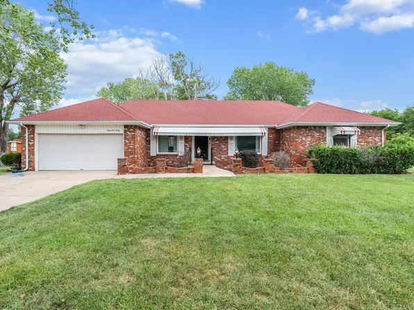 2430 N Roosevelt St, Wichita, KS 67220