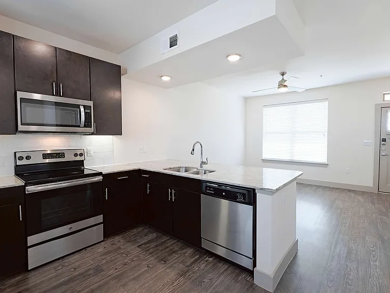 The District At Cypress Waters - Parson's Green — Photo 853