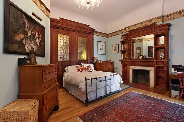 Sold by Corcoran | media 14