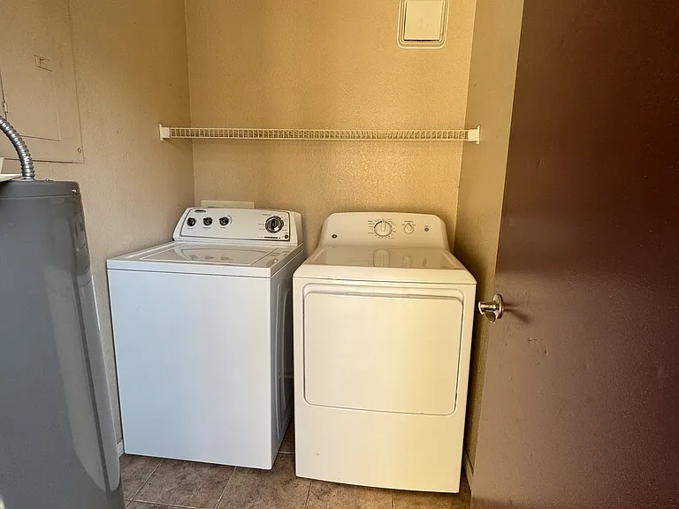 9325 W Desert Inn Rd #271 — Photo 8