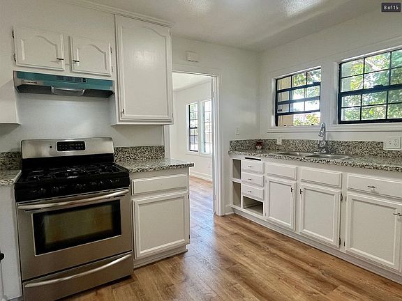 2nd image of 698 W 14th St #698