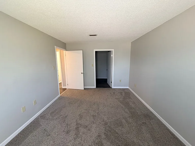 4114 Oak Dr — Photo 25