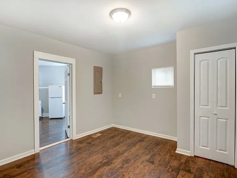 1505 Reynolds St — Photo 15