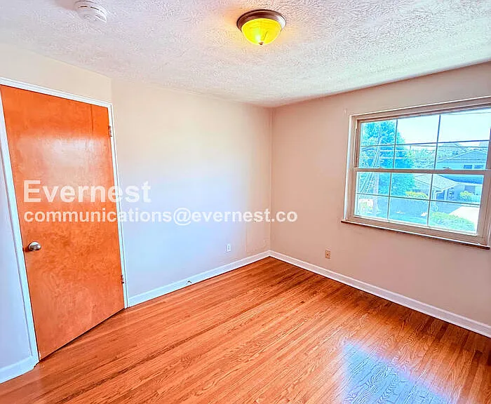 1789 Kings Ct #D — Photo 14