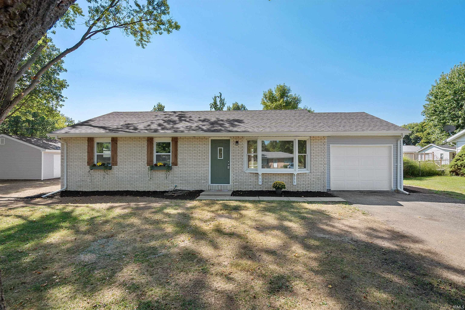 505 W Griffith St photo 1