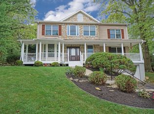 437 Hillcrest Dr, Cincinnati, OH 45215