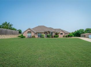 895 Lake Shadow Dr, Lavon, TX 75166