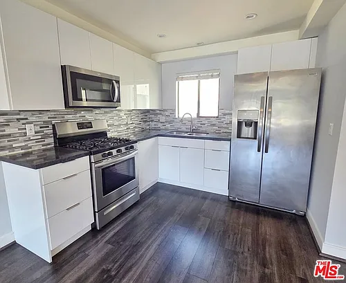 2651 S Hobart Blvd #6 Photo 1
