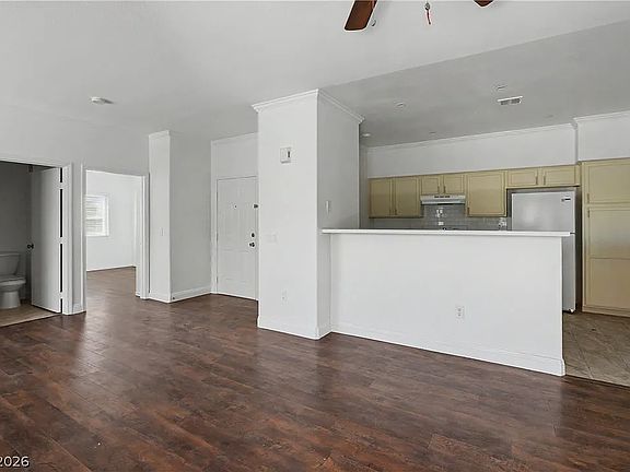 3rd image of 8725 W Flamingo Rd