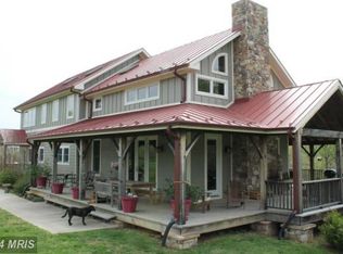 24 Sassafras Ln, Amissville, VA 20106