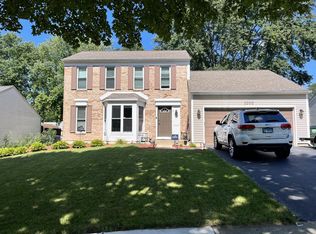 1200 Meghan Ave, Algonquin, IL 60102