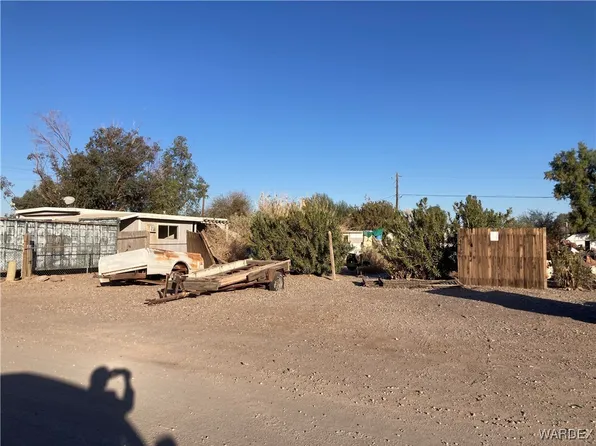 2017 E Lone Star Dr, Mohave Valley, AZ 86440