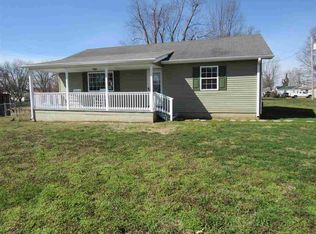 121 East Dr, Newbern, TN 38059