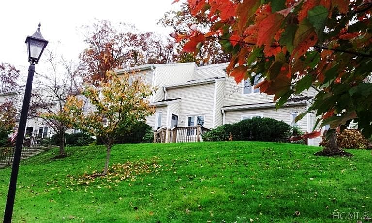 1st image of 302 Virginia Woods Dr