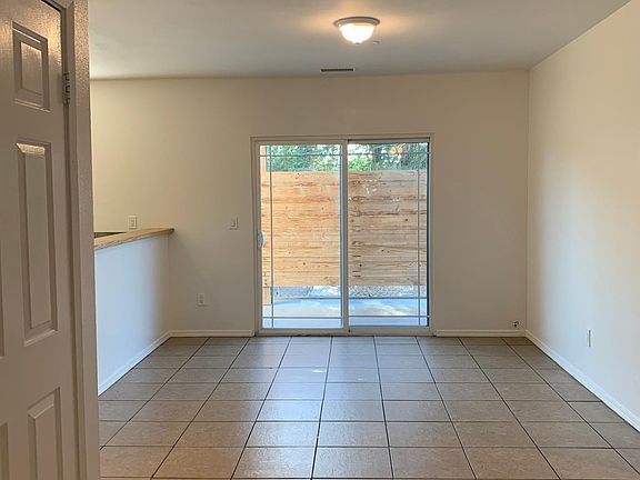 4th image of 16581 Willow St APT B