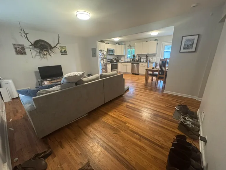 623 Colorado St — Photo 3