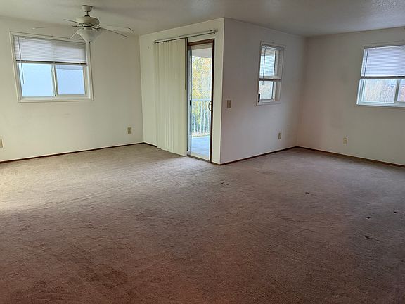 5th image of 1824 N 103rd St #B4